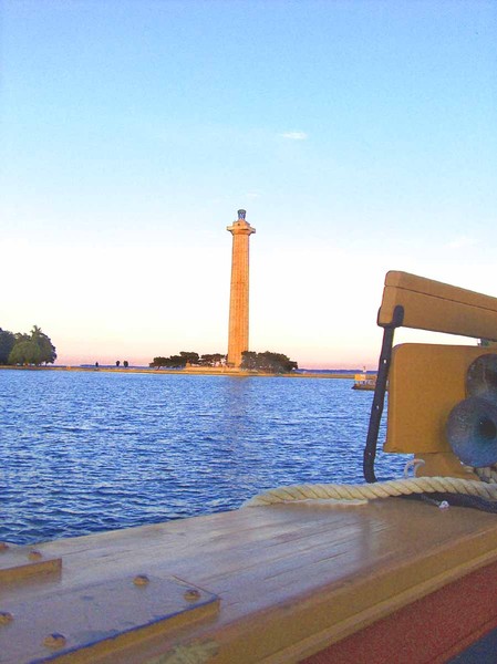 perry's monument put in bay ohio