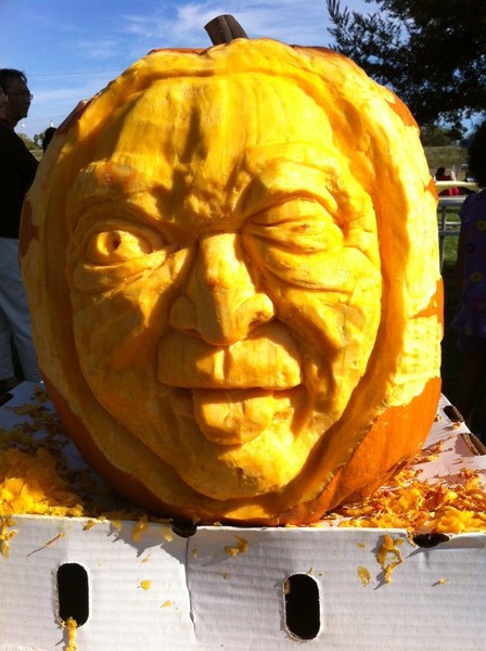 extreme pumpkin carving