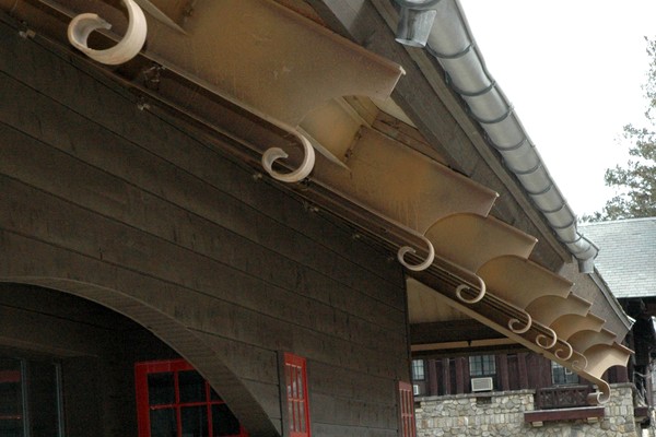 Carousel Roofline