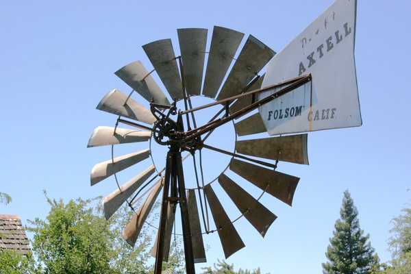 FolsomCaWindmill1900s
