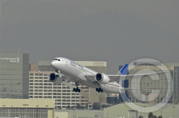 Boeing 787 Dreamliner - United Airlines