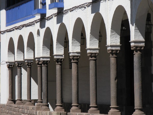 Cusco Columms