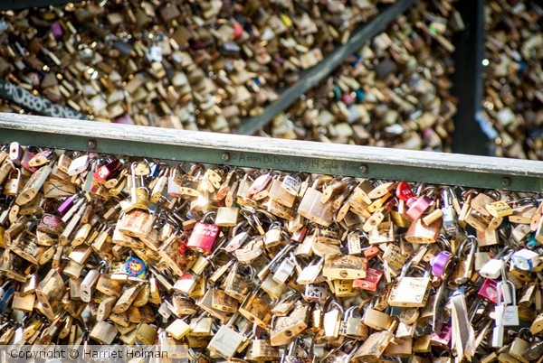 Love Bridge
