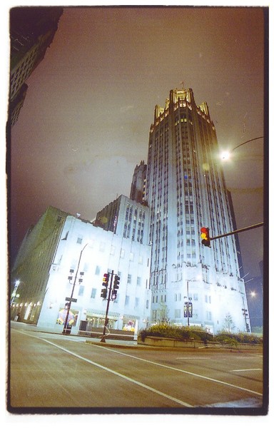 Chicago Tribune At night