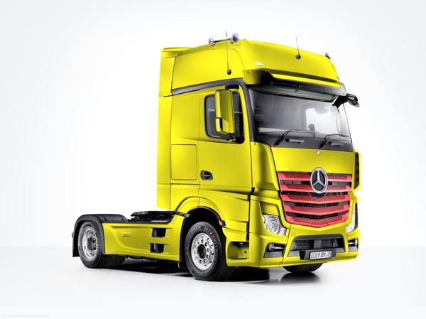 mercedes gigaspace