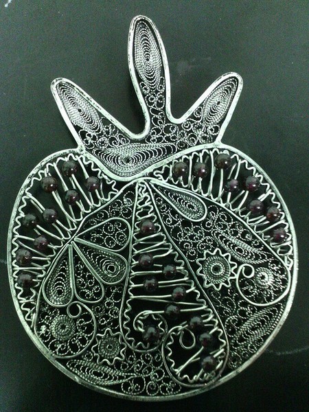 Pomegranate pendant_Filigree