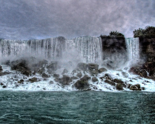 Mighty Niagara