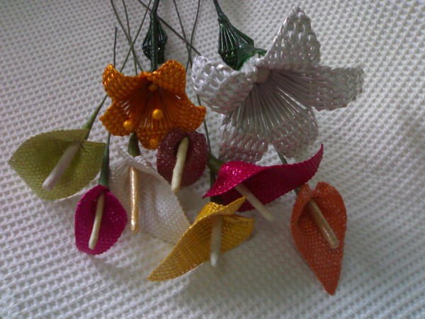 Symphoney of FLowers Your Choice 100% Hand Weave