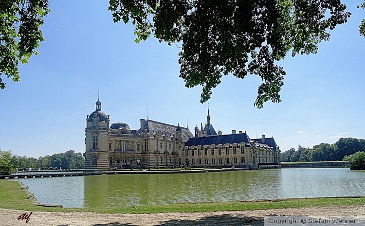 Chantilly Castle