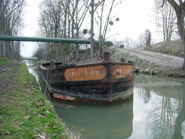 Boat on the canal