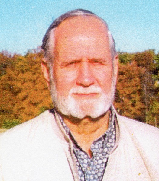 Art Attackist Chet Hall