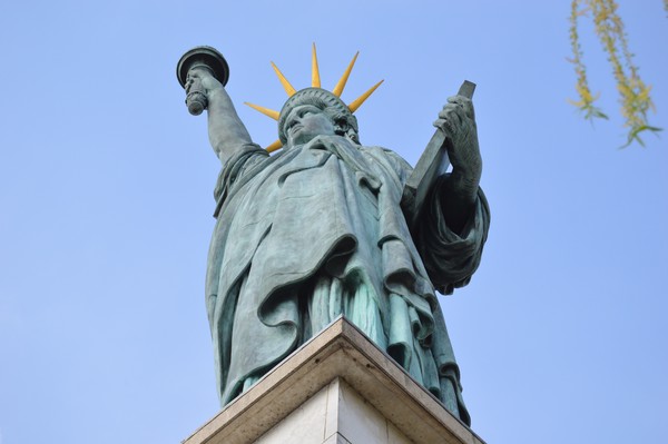LADY LIBERTY (PARIS-FRANCE)