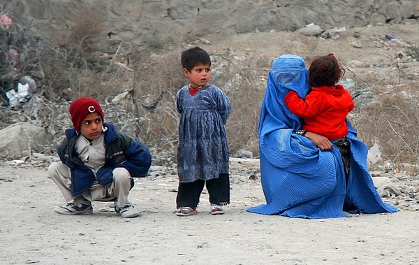 mother and children in kabul afghan
