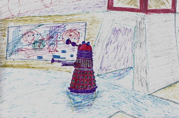 DETAILED VIEWS OF DALEK ON PATROL