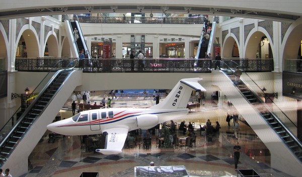 Jet in Mall