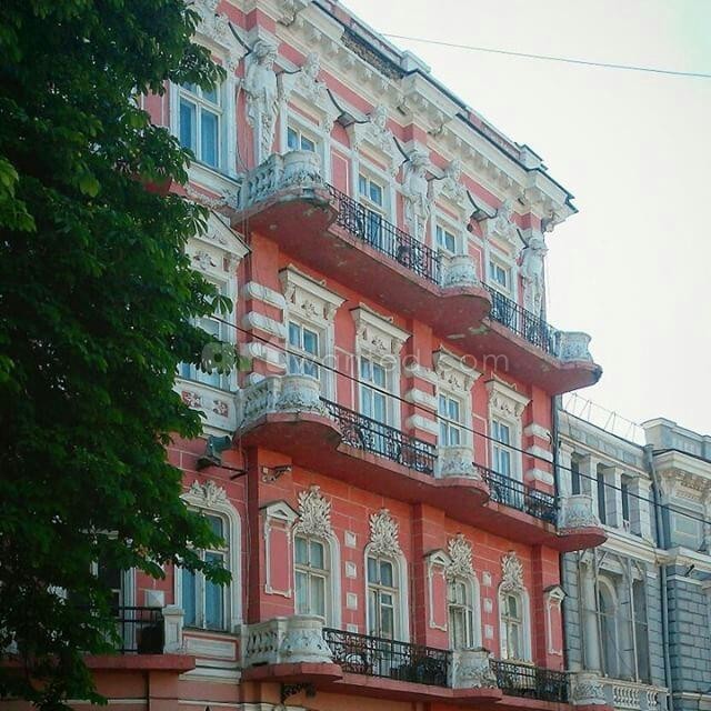 Pink Renaissance house