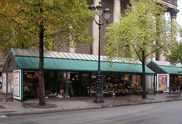 Flower stalls at La Madeleine