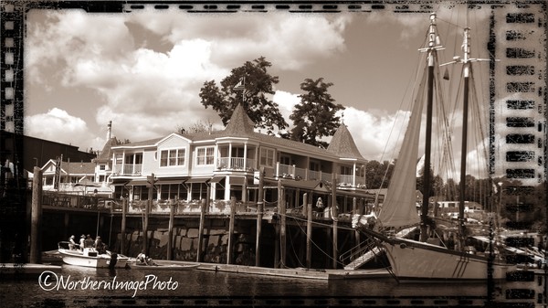 Grand Harbor Inn Hotel