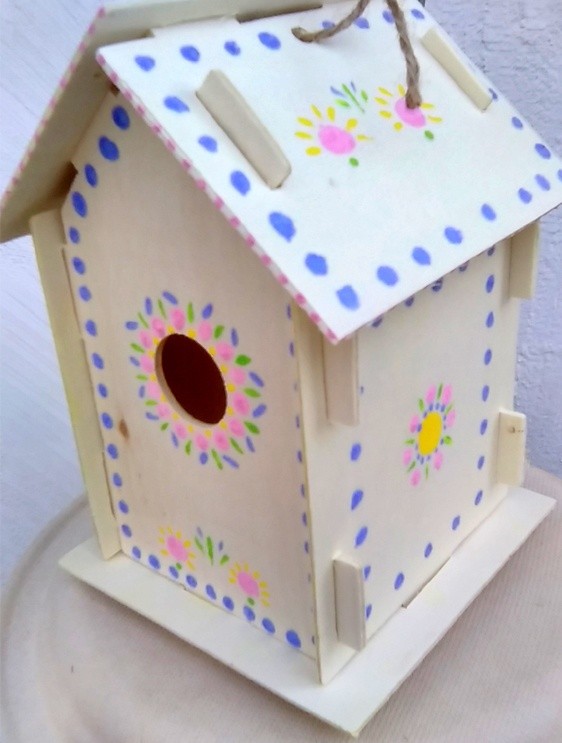 Birdhouse Large Painted