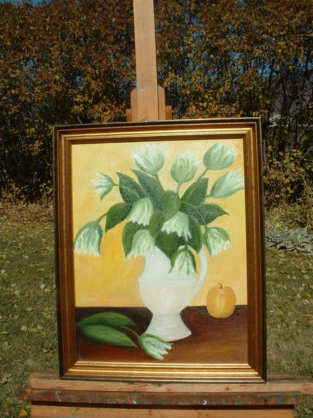 White tulips and Apple