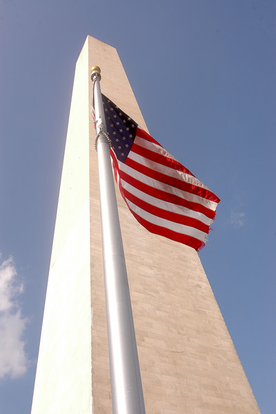 washington Monument - flag