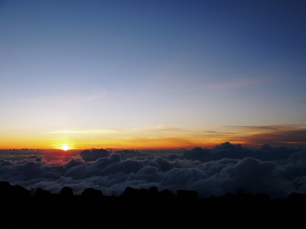 maui volcano sunset