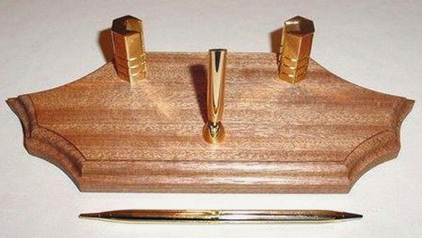 Sapele Quartersawn Stripped Wood Desk Set