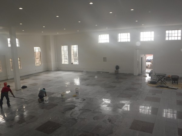 FLOOR