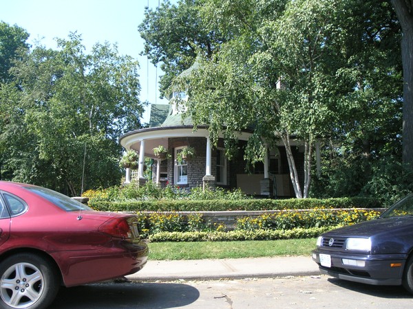 side view of round house