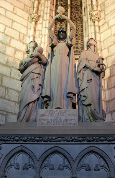 Barcelona Cathedral's Cloister 3