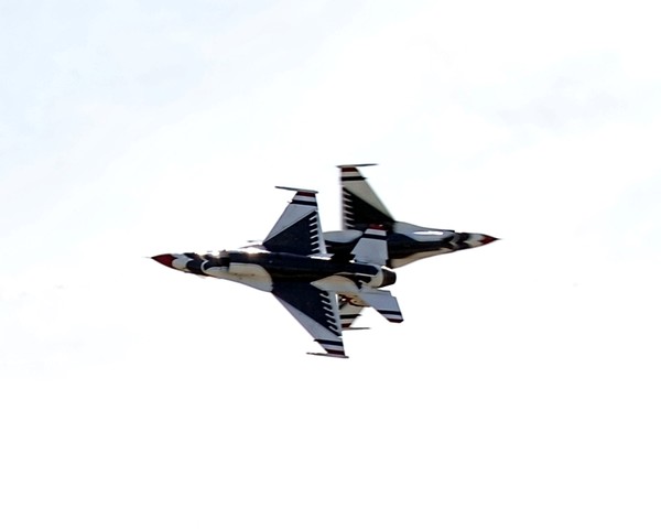 2 Thunderbirds!