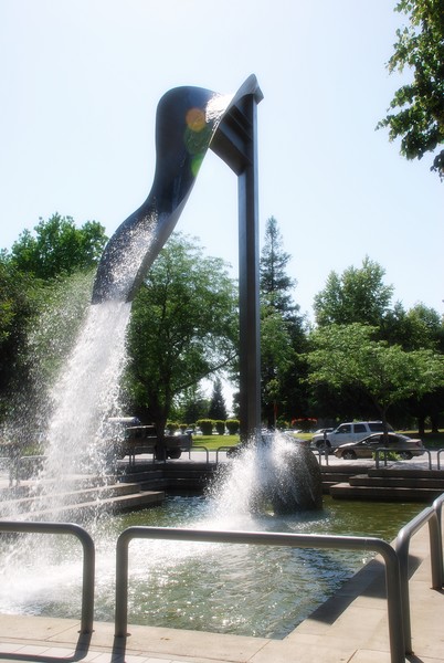 Emerald City Fountain 3