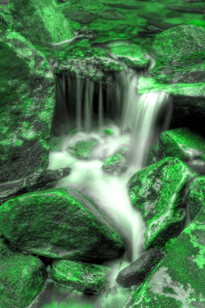 Flowing - Green