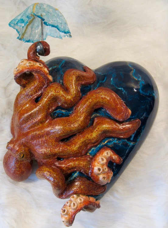 Hugger w/ Humor /Octopus,Parasol~ Sculpture heart