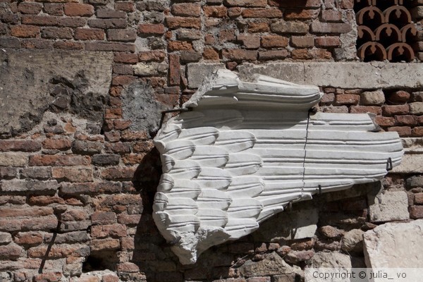 DETAILS OF THE CITY