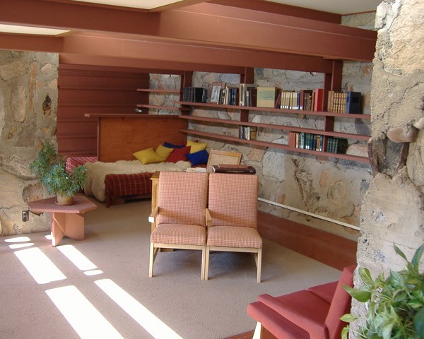 Bedroom- Frank Lloyd Wright