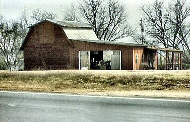 OLD BARN, Photograph