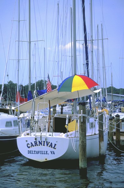 CARNIVAL (SAILBOAT)