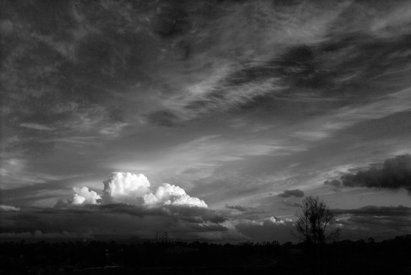 Chasing the Cloud : On the Horizon