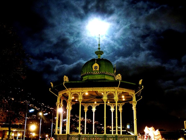 Moon over Bergen