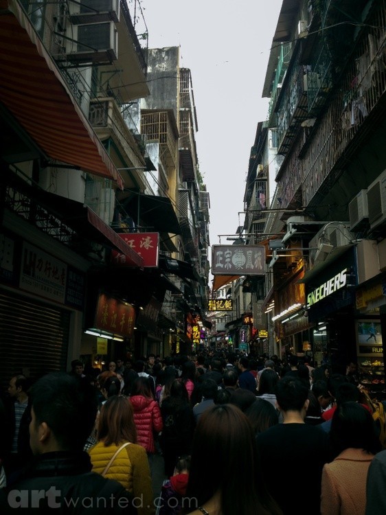 crowded path when to macau Paul's cathedra