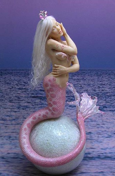 Desire, siren