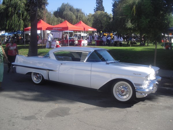 Cadillac Coupe De Ville