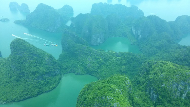 Ha Long Bay