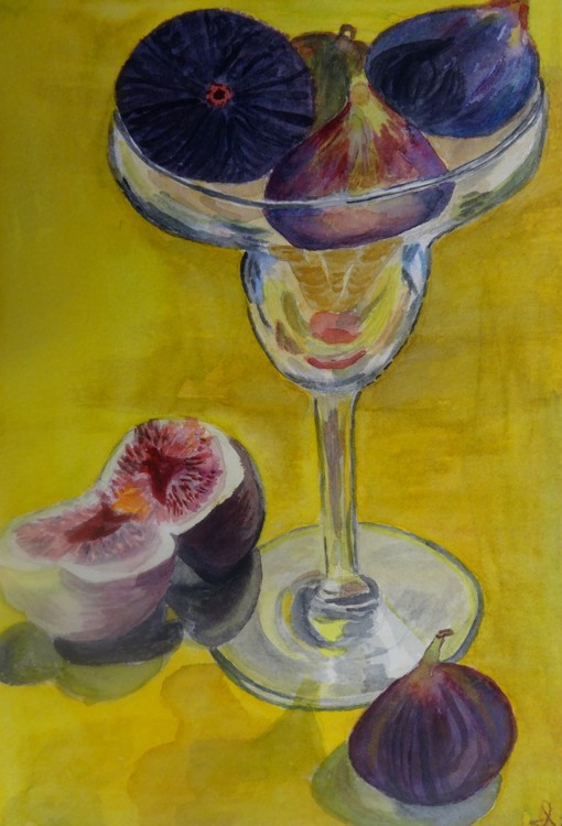 Glass with figs