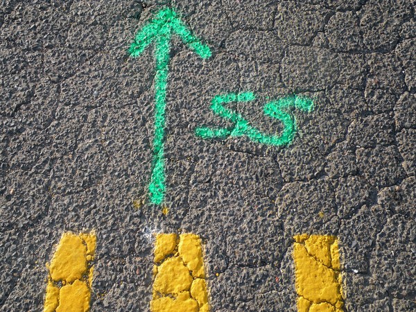 SS arrow up