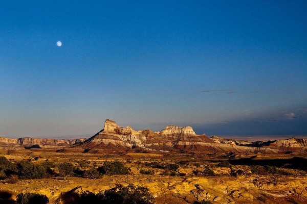 Full Moon Rising over Temple Mountain