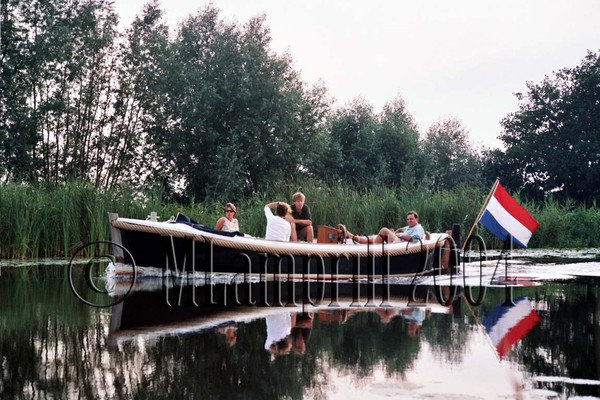 Boat-1(relaxing boat trip, NL