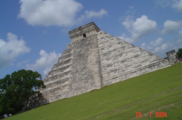 El Castillo