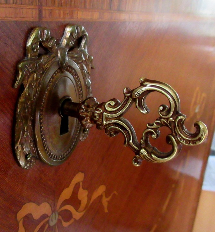 THE KEY
